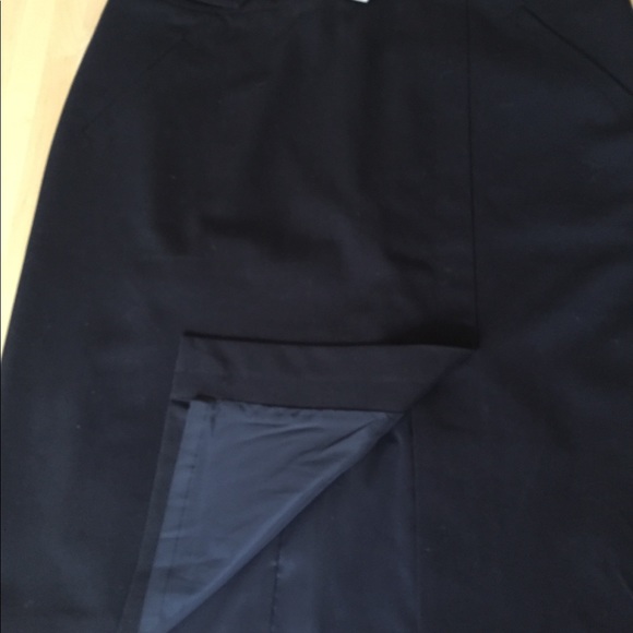 Ann Taylor black pencil skirt size 14 - Picture 2 of 5